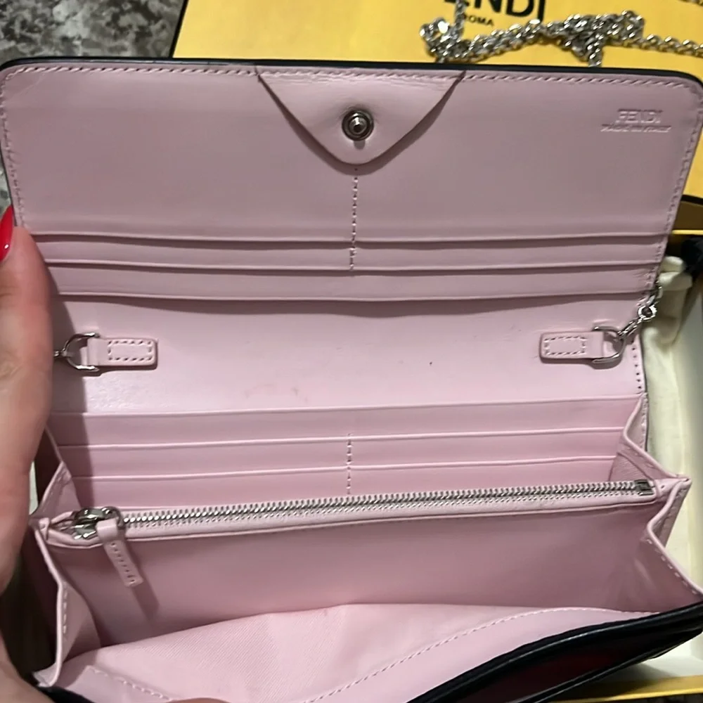 Fendi Roma - Picture 4 of 7